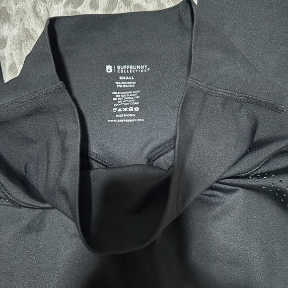 Buffbunny Onyx 🖤 Black Lit Laser Cut Legging | Small - Picture 7 of 13